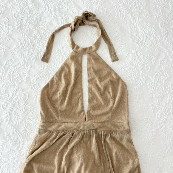 NWOT Lulus Be A Star Gold Halter Maxi Dress Large - Picture 4 of 9